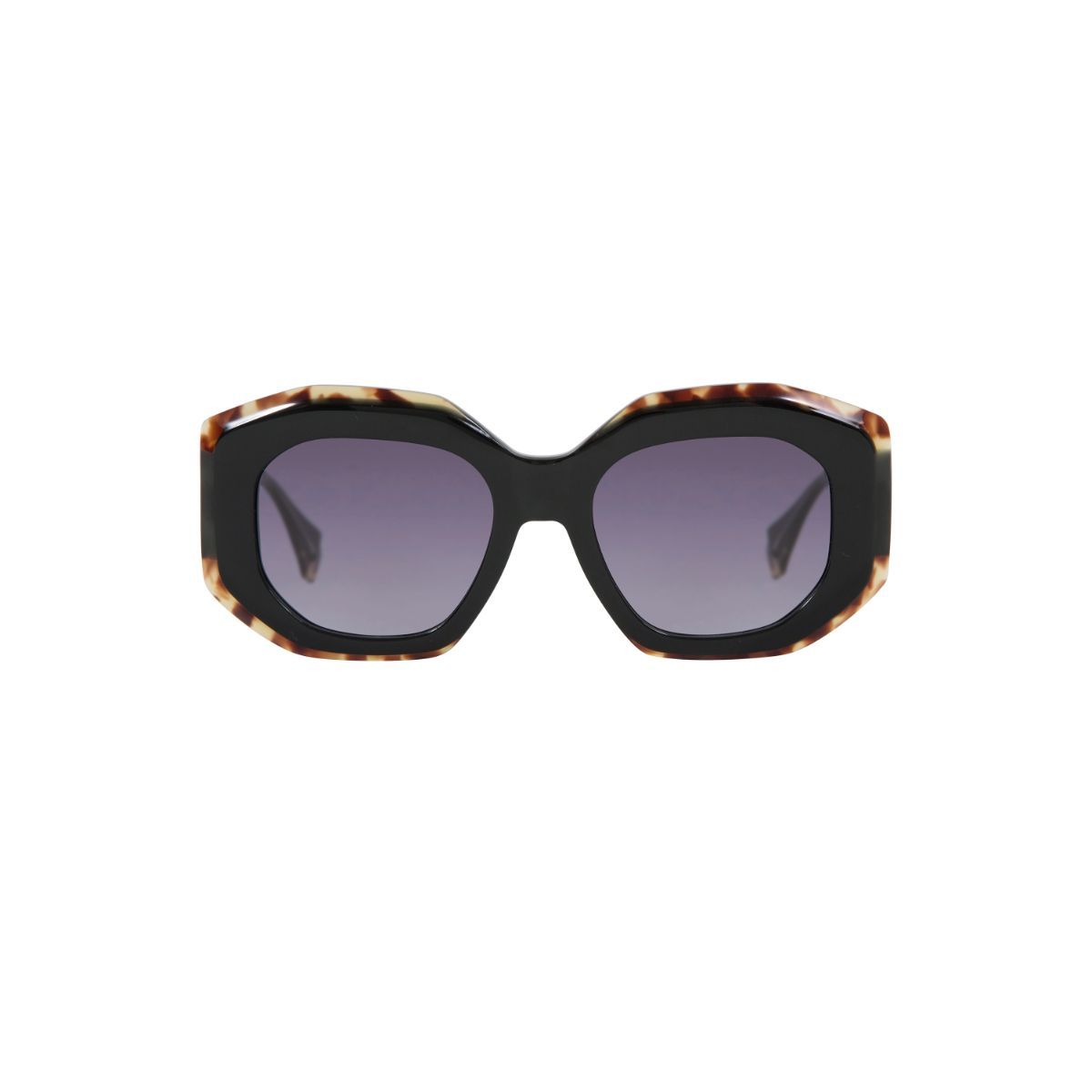 gigistudios_aw22_23_vanguard_sun_gabriella_6738-1.